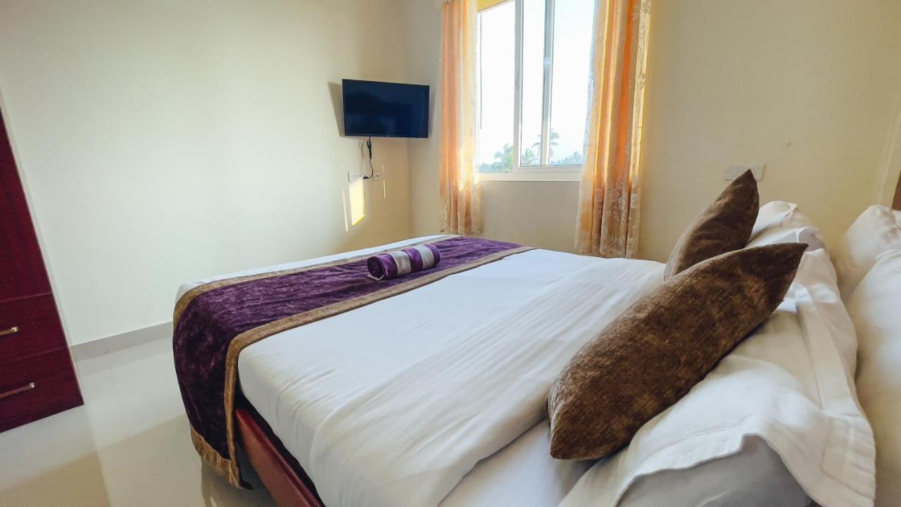 Calvin'S Retreat Apartman Varca Kültér fotó